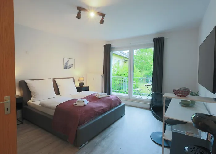 Mint Design-Studio Mit Balkon